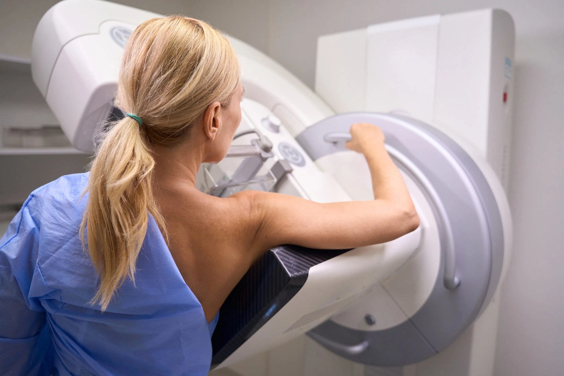 Mammographie réalisée dans un cabinet de radiologie